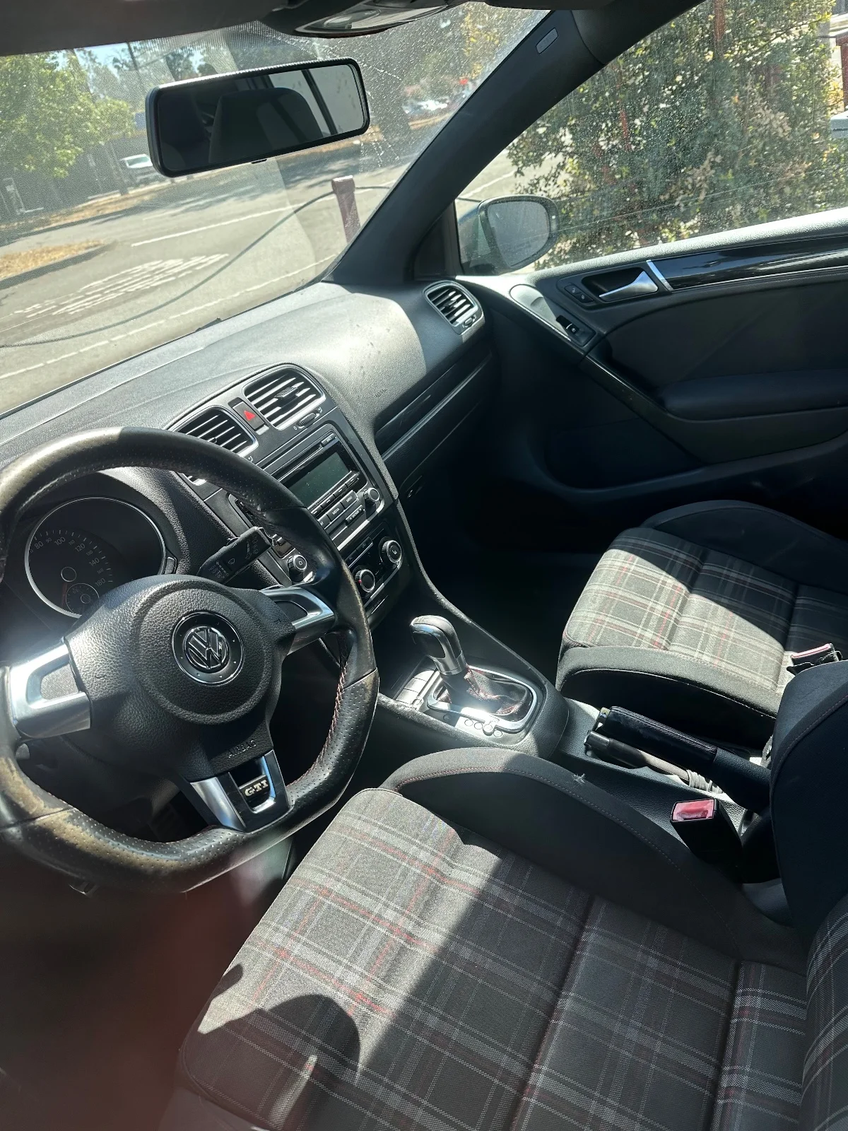 2012 Volkswagen GTI — for sale at Auto Marín, Novato CA — photo 2 de 4